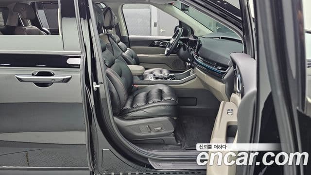Kia Carnival 2025 — Photo 20/34