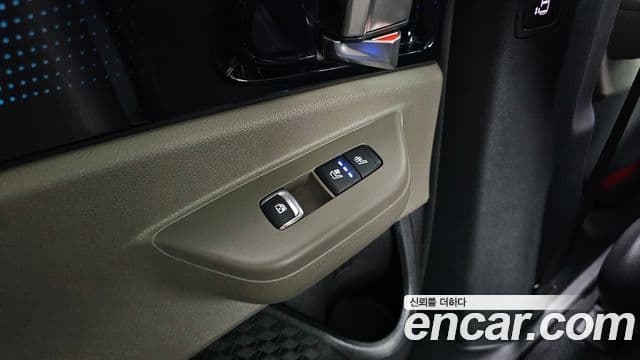 Kia Carnival 2025 — Photo 4/34