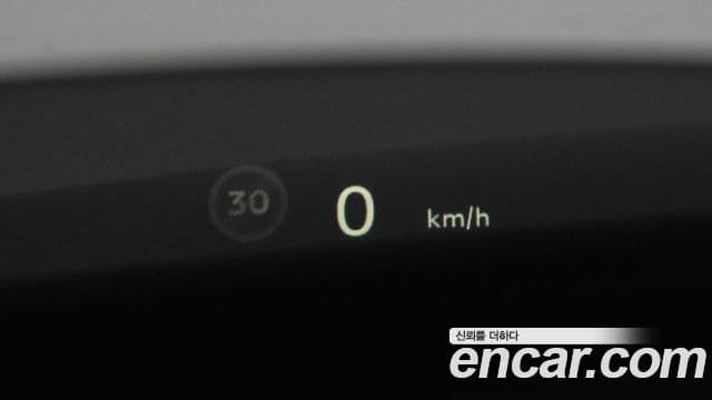 Mini Cooper Electric 2023 — ფოტო 15/20