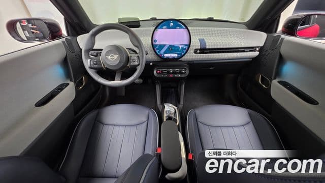 Mini Cooper Electric 2024 — ფოტო 15/33