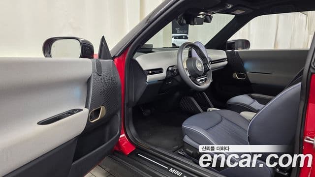 Mini Cooper Electric 2024 — ფოტო 12/33