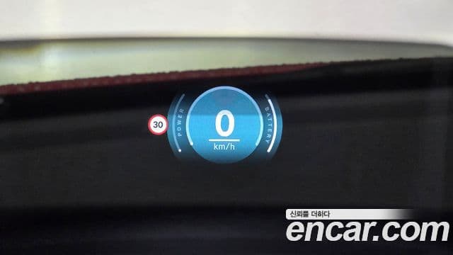 Mini Cooper Electric 2024 — ფოტო 29/33