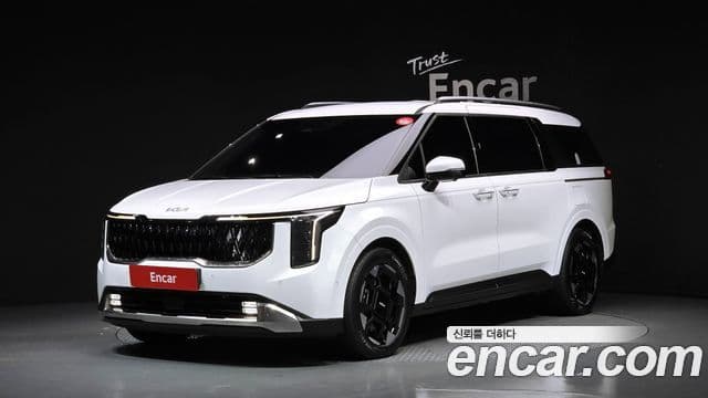 Kia Carnival 2024 — Фото 1/20