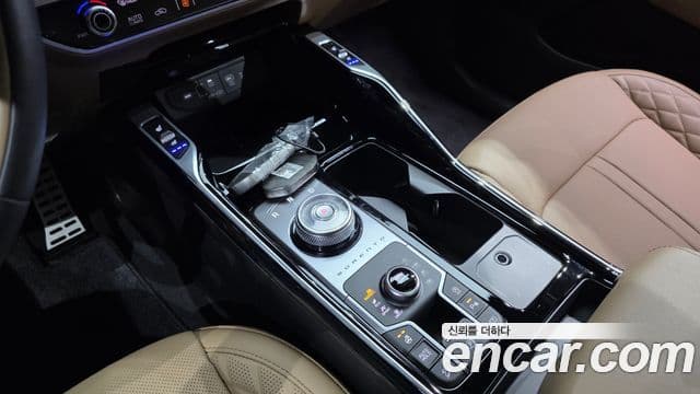 Kia Sorento 2023 — Фото 9/20