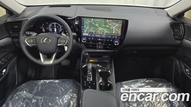 Lexus NX350h 2026 — Şəkil 24/33