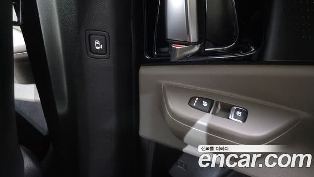 Kia Carnival 2025 — Фото 19/20