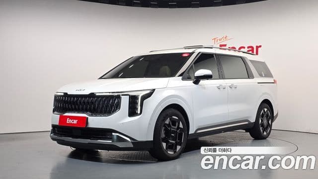 Kia Carnival 2025 — Фото 1/20