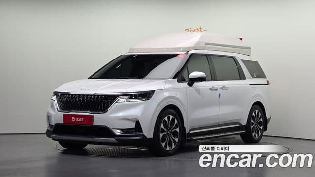 Kia Carnival 2020 — Фото 1/20