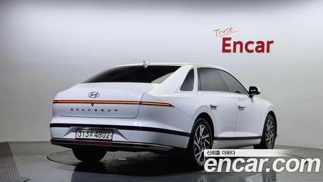 Hyundai Grandeur 2023 — Фото 2/20