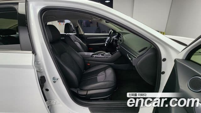 Hyundai Sonata 2022 — Şəkil 13/20