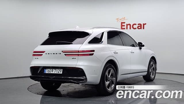 Genesis GV70 2024 — Şəkil 2/20