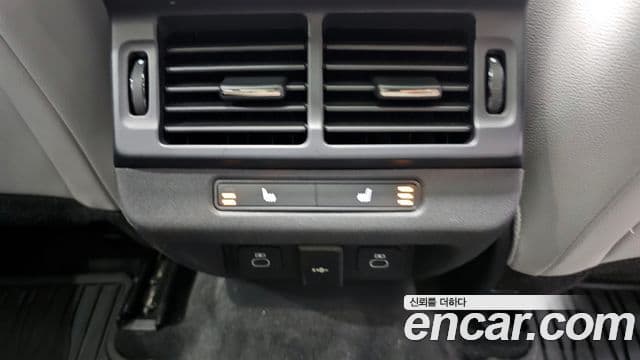 Land Rover Range Rover Evoque 2024 — Şəkil 18/20