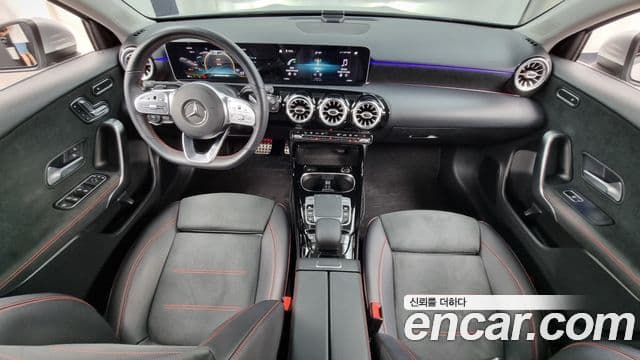 Mercedes-Benz A-Class 2020 — Фото 7/20