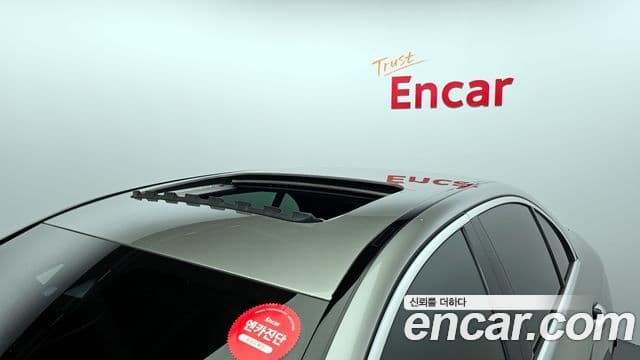Mercedes-Benz E-Class 2021 — фото 20 из 20