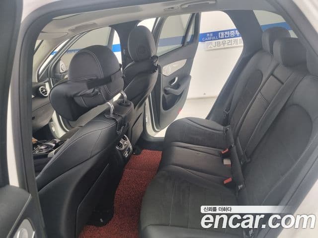 Mercedes-Benz GLC-Class 2019 — Şəkil 5/19