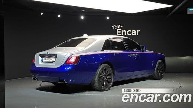 Rolls-Royce Ghost 2021 — ფოტო 2/20