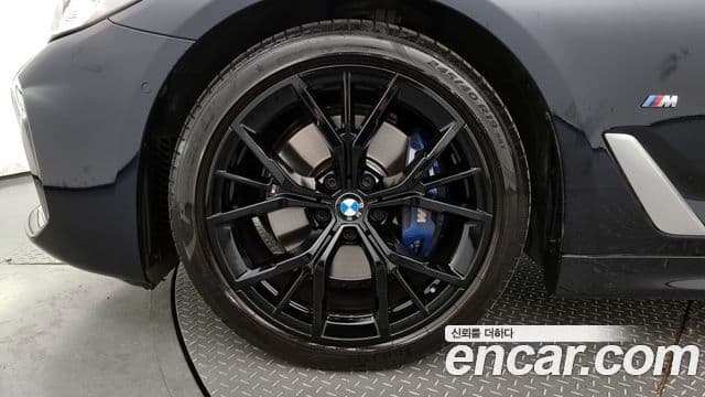 BMW 5 Series 2021 — фото 5 из 20