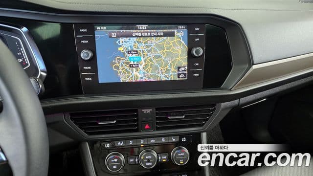 Volkswagen Jetta 2021 — фото 14 из 20