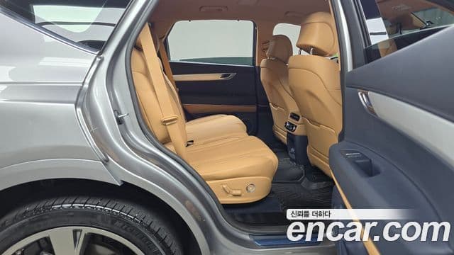 Genesis GV80 2023 — ფოტო 12/20