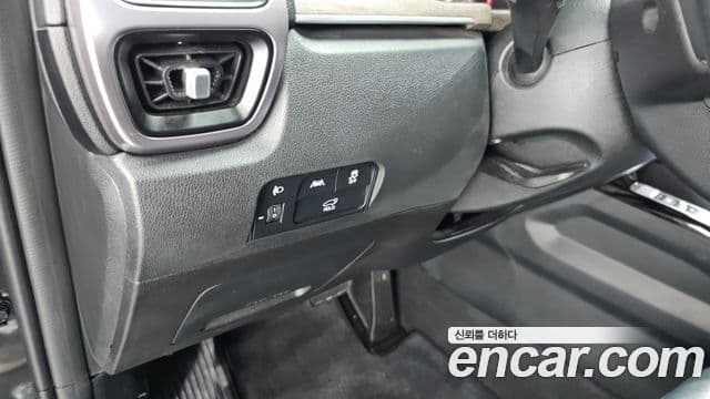 Kia Sorento 2022 — Şəkil 16/20