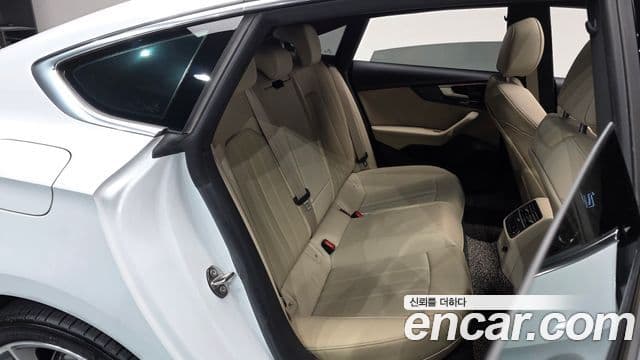 Audi A5 2021 — фото 11 из 20