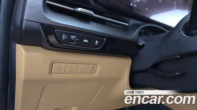 Kia Carnival 2021 — Şəkil 14/20