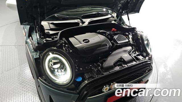 Mini Cooper S 2023 — фото 6 из 20