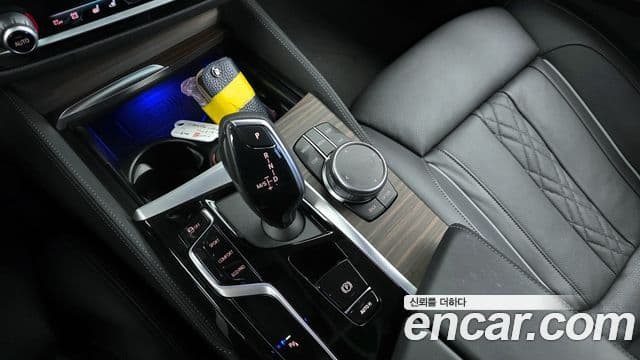 BMW 5 Series 2022 — фото 9 из 20