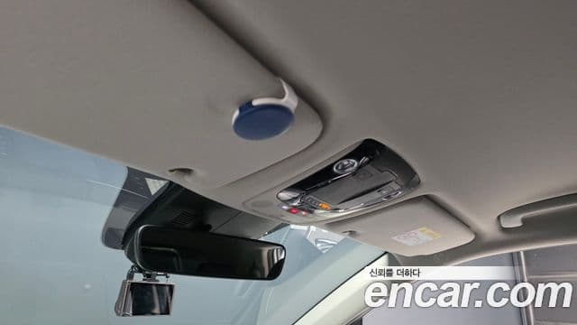 Kia Sorento 2023 — Şəkil 16/20