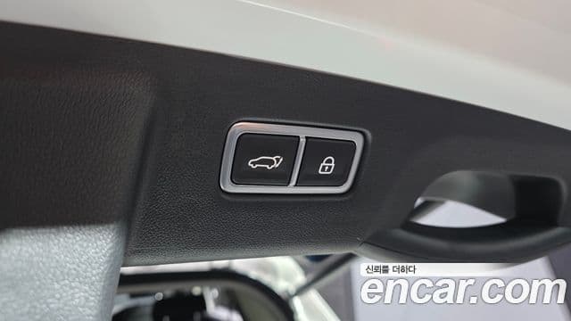Kia Sorento 2023 — фото 19 из 20
