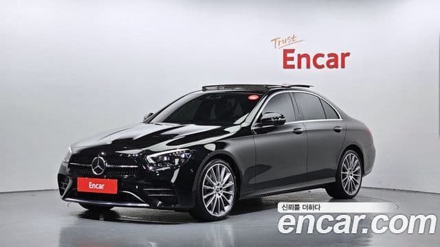 Mercedes-Benz E-Class 2021 — Фото 1/20
