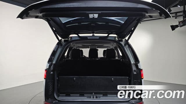 Land Rover Discovery 5 2018 — Şəkil 20/20