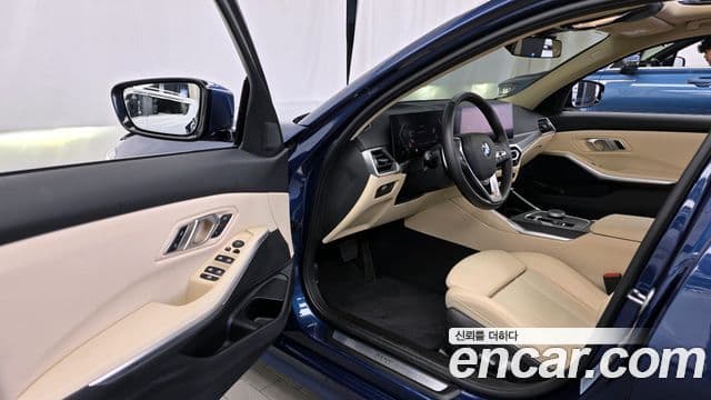 BMW 3 Series 2023 — Şəkil 10/20