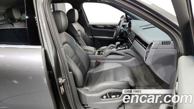 Porsche Cayenne 2019 — Şəkil 11/20