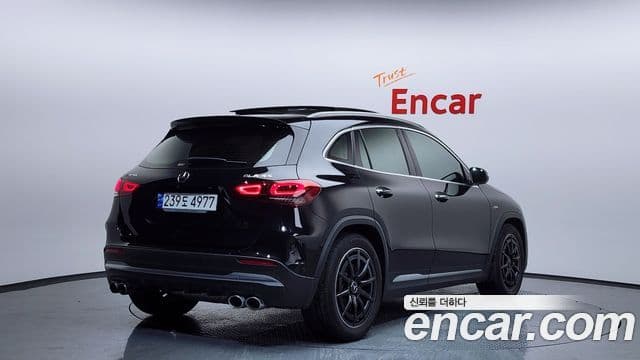 Mercedes-Benz GLA-Class 2023 — Şəkil 2/20