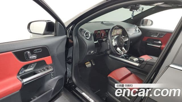 Mercedes-Benz GLA-Class 2023 — Şəkil 10/20