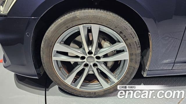 Audi A6 2020 — ფოტო 5/20