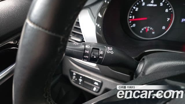 Kia Seltos 2021 — Şəkil 18/20