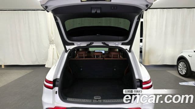 Genesis GV70 2021 — ფოტო 20/20