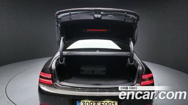 Genesis Electrified G80 2022 — фото 20 из 20