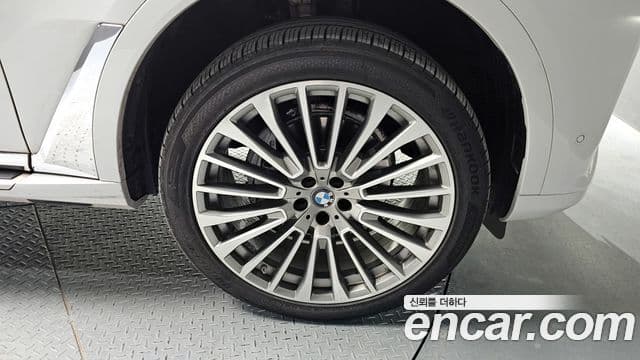 BMW X7 2021 — фото 5 из 20
