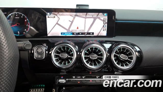 Mercedes-Benz A-Class 2022 — ფოტო 14/20