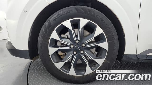 Kia Carnival 2023 — фото 5 из 20
