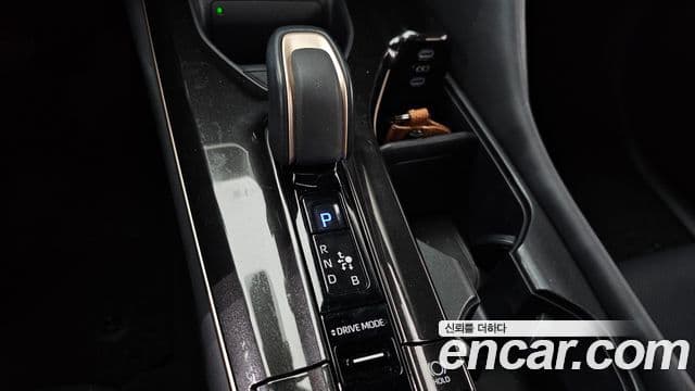 Toyota Crown Crossover 2024 — ფოტო 9/20