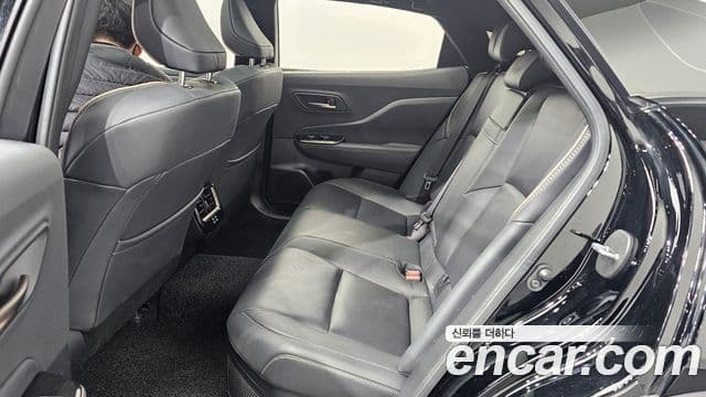 Toyota Crown Crossover 2024 — ფოტო 12/20