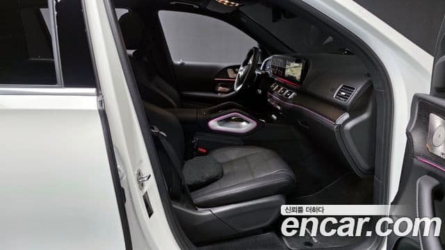 Mercedes-Benz GLS-Class 2025 — фото 11 из 20