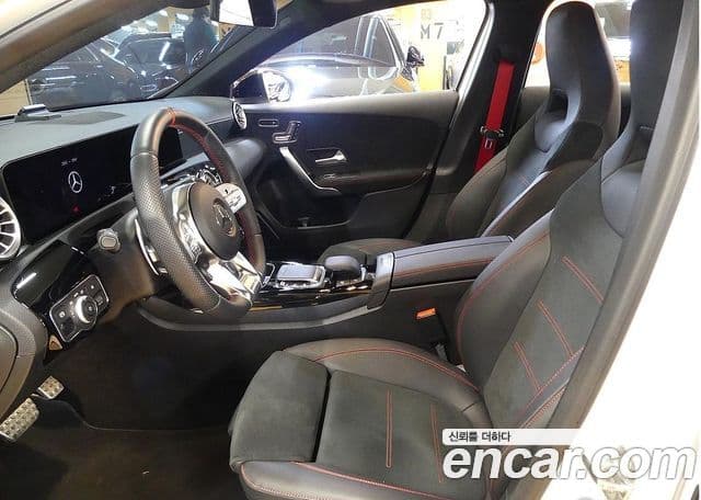 Mercedes-Benz A-Class 2023 — Şəkil 9/20