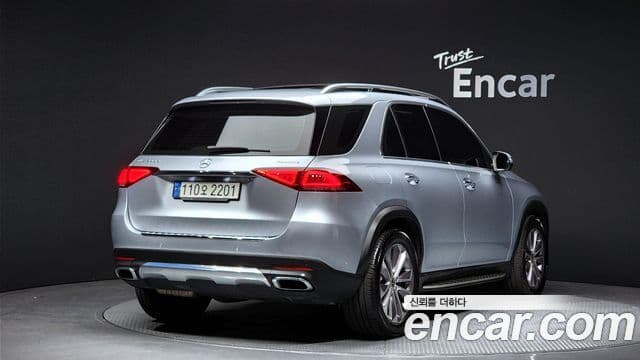 Mercedes-Benz GLE-Class 2022 — Şəkil 1/19