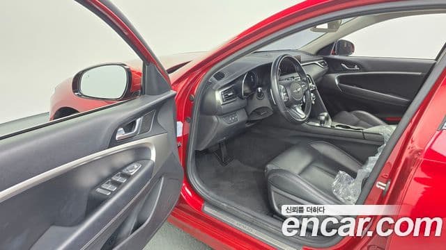 Genesis G70 2022 — ფოტო 10/20