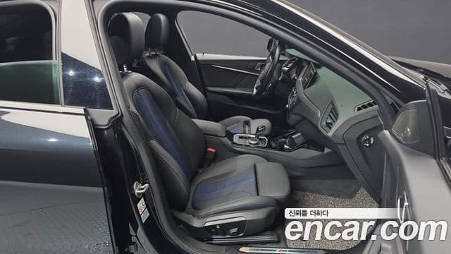 BMW 2 Series Gran Coupe 2023 — Photo 7/20